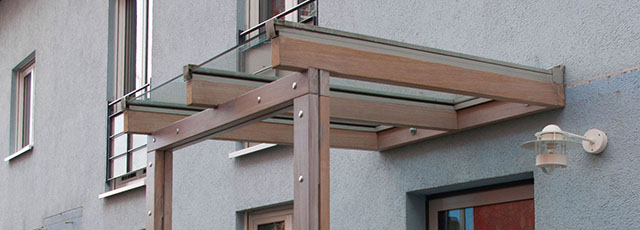 Hauseingang mit Glasüberdachung II - Ulrike Kühn Aussen Raum Ausstattung Hauseingang mit Glasüberdachung II - Ulrike Kühn Aussen Raum Ausstattung