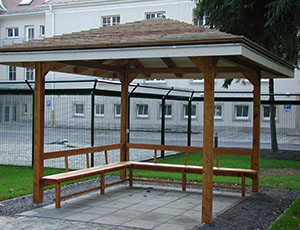 Holzunterstand mit Dreilagendach - Ulrike Kühn Aussen Raum Ausstattung